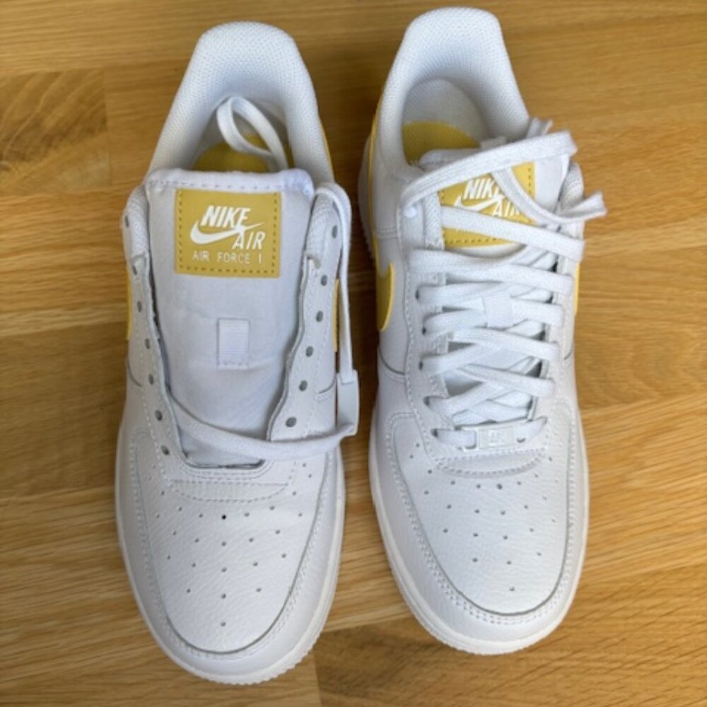 Nike Air Force 1 - Brand New